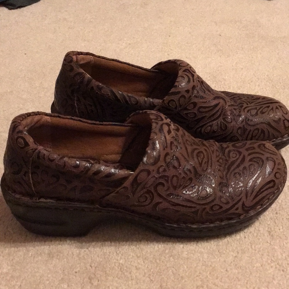 b.o.c. Brown Embossed Shoes